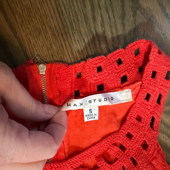 Red eyelet Dress - Picture 3 of 6